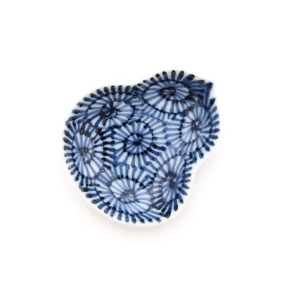 Souta Kiln Sometsuke Gourd-Shaped Hime Small Plate – Tako-Karakusa Arabesque, Saga Japan