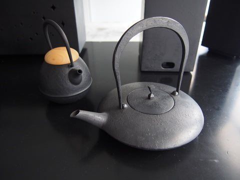 【Tools of the season】 Healthy Japanese Tools "iron kettle"