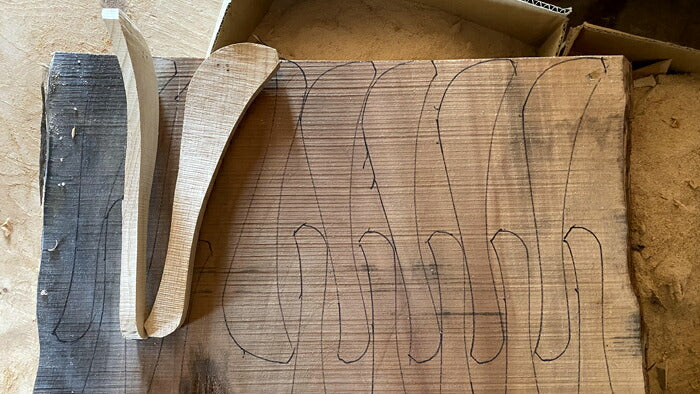 Handmade spatula scraped with a plane