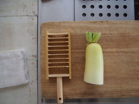 【Sosakuchikugei Tominaga】 Bamboo grater