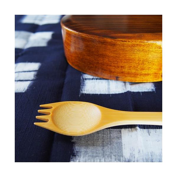 Load image into Gallery viewer, Bamboo Forked Spoon / 17cm / Kai Nobuo Koubou
