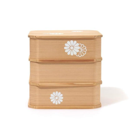 Hakata Magemono Tamaki Three-Tier Jubako Box – White Chrysanthemum Design, Japan