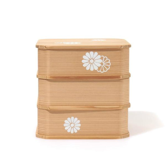 Hakata Magemono Tamaki Three-Tier Jubako Box – White Chrysanthemum Design, Japan