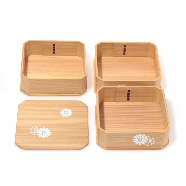 Hakata Magemono Tamaki Three-Tier Jubako Box – White Chrysanthemum Design, Japan
