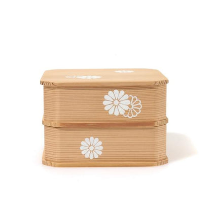 Hakata Magemono Tamaki Three-Tier Jubako Box – White Chrysanthemum Design, Japan