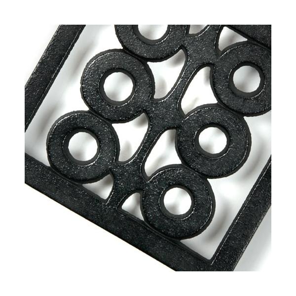 Rikucho Ogasawara Cast Iron Trivet – Six Circles Design, Iwate Japan