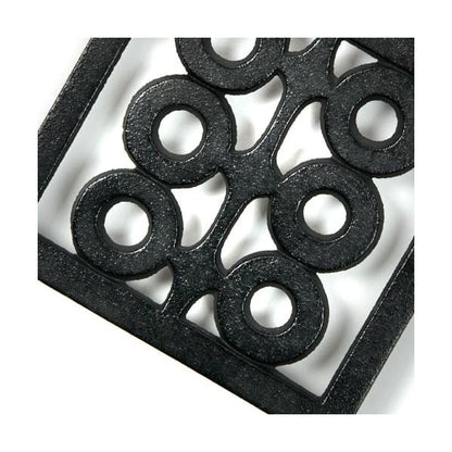 Rikucho Ogasawara Cast Iron Trivet – Six Circles Design, Iwate Japan