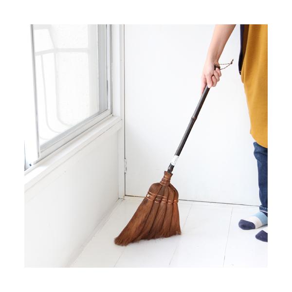 Yamamoto Katsunosuke Shoten “Kaneichi” Japanese Shuro Palm Hand Broom – 5-Bundle Short Handle 75cm, Handcrafted in Japan