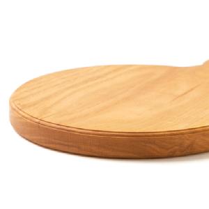 Load image into Gallery viewer, Wild cherry tree cutting board / circle

