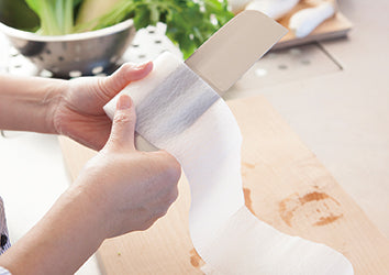Load image into Gallery viewer, Yuri Vegetable Knife
